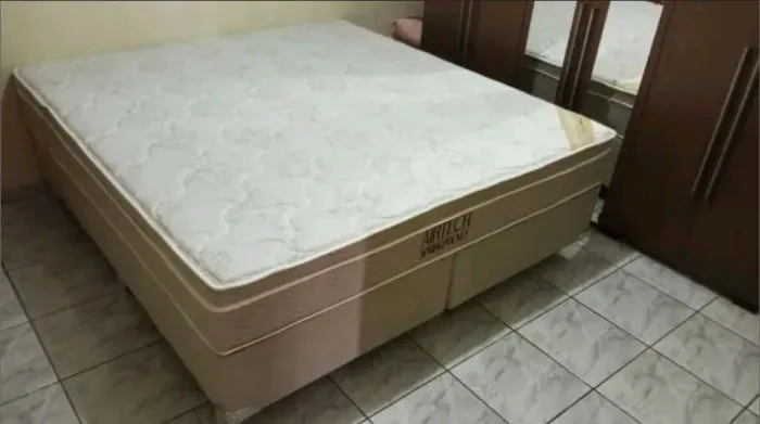 Cama box molas ensacadas airtech Queen 