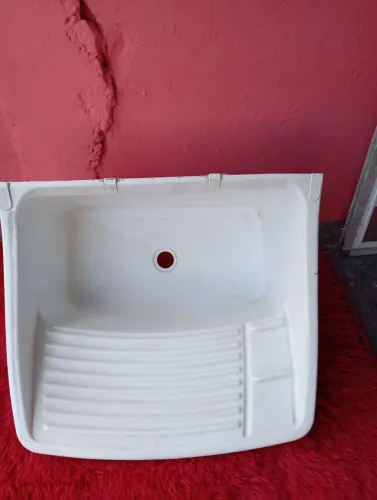 tanque Astra de plástico