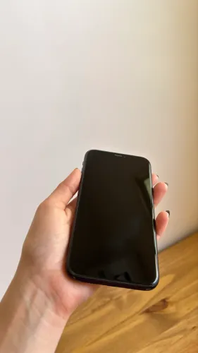 IPHONE XR/64GB
