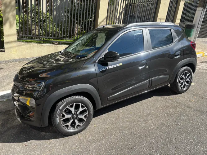 Renault Kwid Outsider 1.0 Flex 12V 5P Mec. 2025