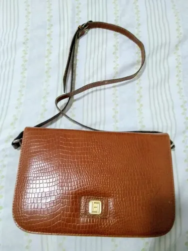 Bolsa de Couro Legítimo 
