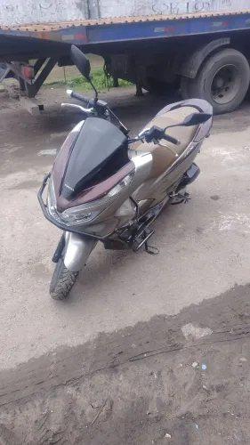 Pcx 2022 dlx 