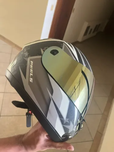 Capacete Peels Spike Tam. 60 + Viseira Camaleão Sem Uso