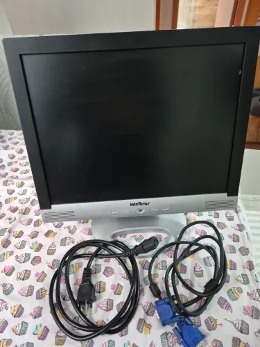 Vendo monitor 15 polegadas