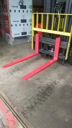 Empilhadeira Hyster Semi Nova