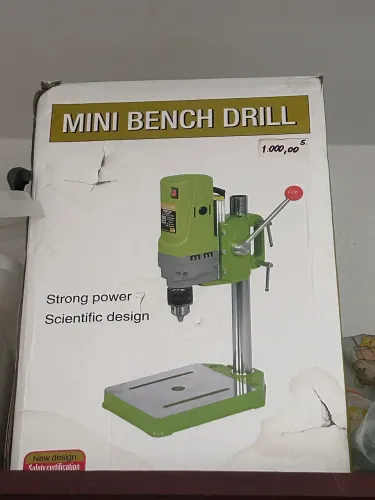 Furadeira de Bancada Mini Bench