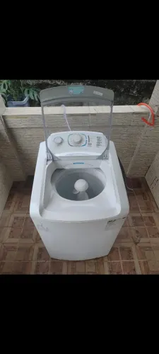 MAQUINA DE LAVAR 10KG, MUITO BEM CONSERVADA