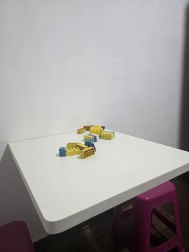 Mesa fórmica Mdf  para parede .