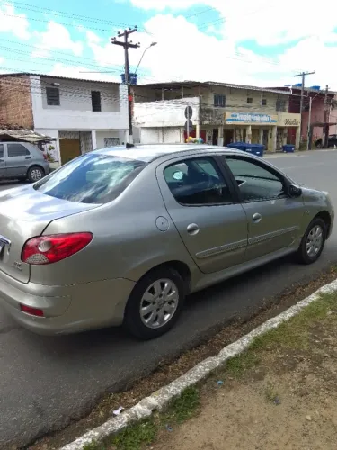 Peugeot 207 Sed. Passion XR Sport 1.4 Flex 8V 4P 2013