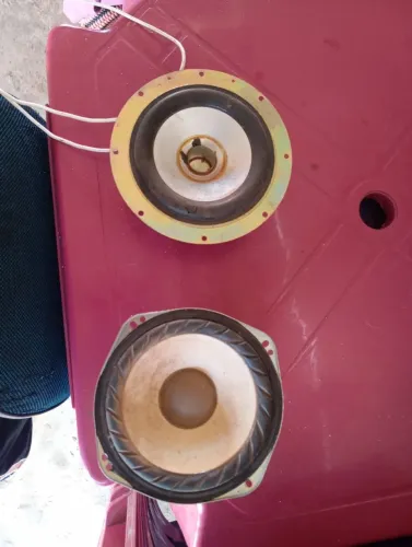 vende se auto falante para portas funcionando perfeitamente os dois