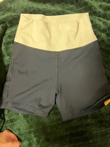 Short academia feminino