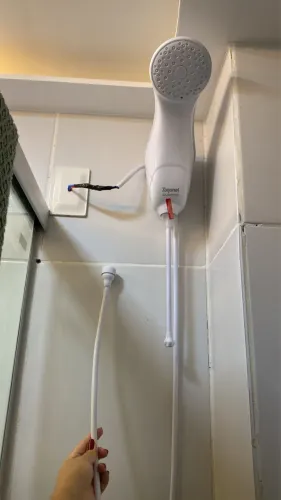 Vendo dois Chuveiros elétricos Zagonel e FAME
