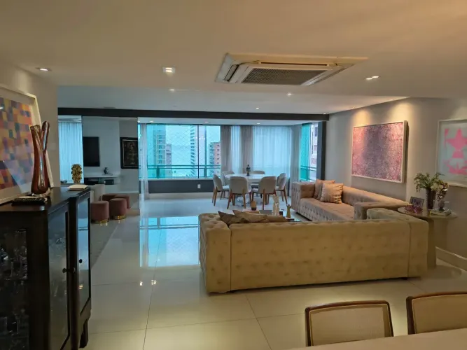 Exclusivo Imóvel à Venda em Boa Viagem com 220 m² e 4 Suítes  Recife/PE  Alto padrão