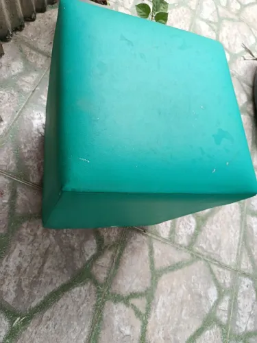 Vende-se pufir