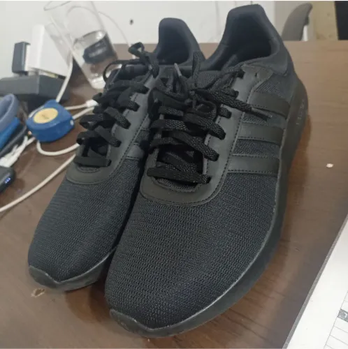 Tênis Adidas 42 NOVO - LITE RACE