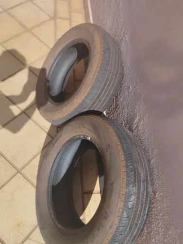 2 pneus 215/65R16