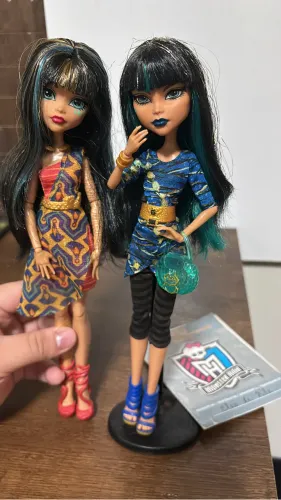 Duas bonecas monster high cleo de Nile g1 picture day e g2