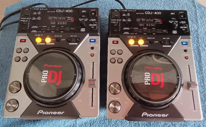 Par De Cdj-400 Top Super Conservadas Tudo Original