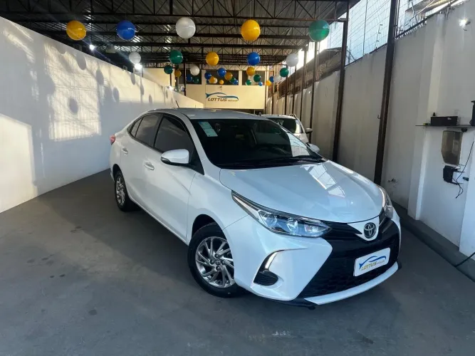 Toyota Yaris XS Sedan 1.5 Flex 16V 4P Aut. 2023