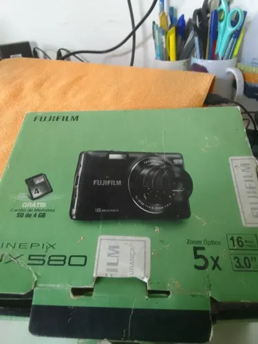 MAQUINA FOTOGRAFICA FUJI FILM FINEPIX JX 580