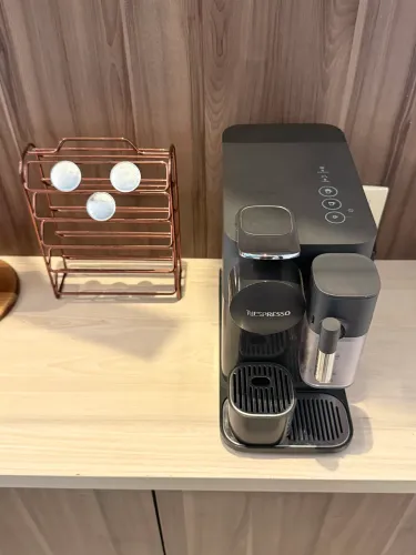 CAFETEIRA NESPRESSO LATISSIMA