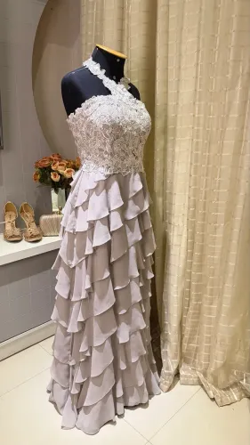 Vestido longo Fendi | Corpete Off-white Arte Sacra MADRINHA FORMATURA NOIVA CASAMENTO
