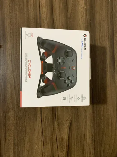 Controle Sem Fio Gamesir Cyclone 2 para PC / Nintendo Switch 2 / iPhone / Android
