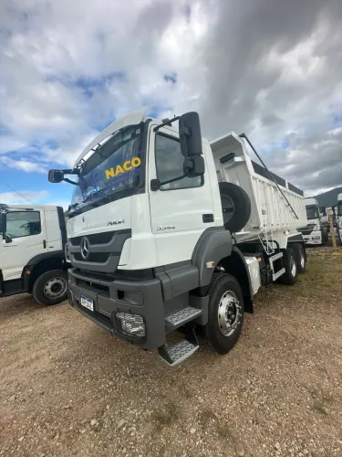 Mercedes 3344 
