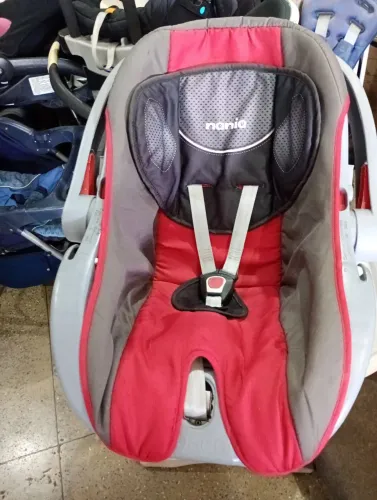 Bebê conforto para automóveis