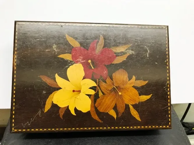 caixa de madeira antiga coleção decoração vintage