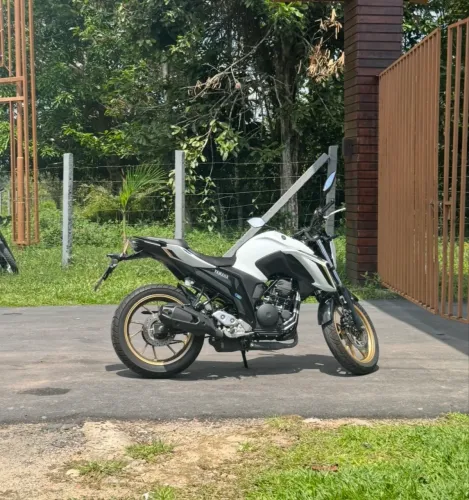 Fz 25 25/25 branca