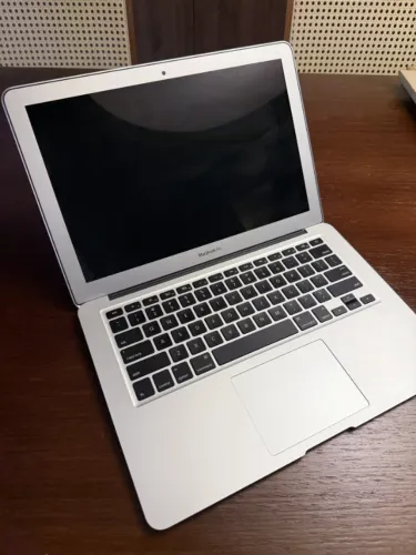MacBook Air 13" 2015 A1466 com Defeito p/ Retirada de Peças