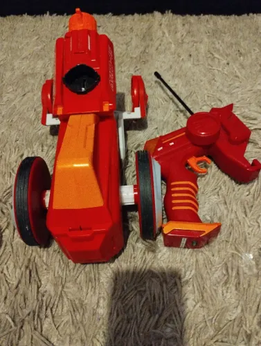 Vendo kit de 6 brinquedos todos funcionando 