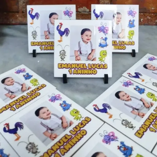 Azulejos personalizados para lembranças
