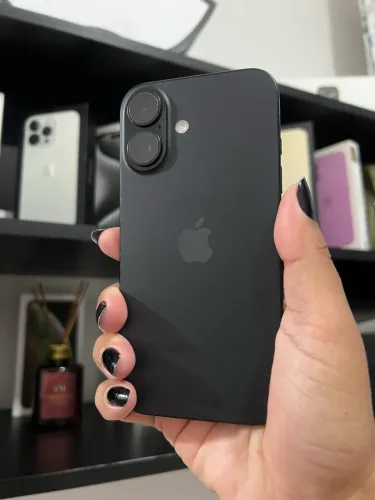 iPhone 16 128