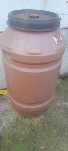 Tambor 240 litros