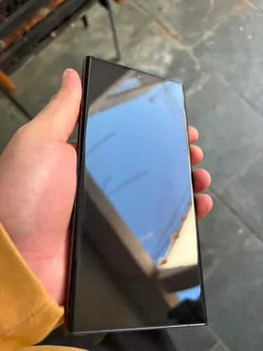 S23 Ultra - 256 GB - 12 RAM