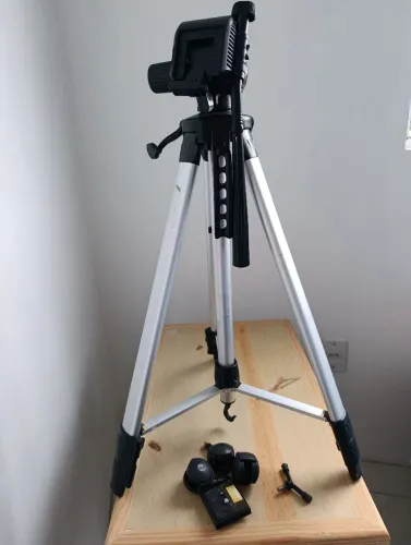 Tripé para filmadora
