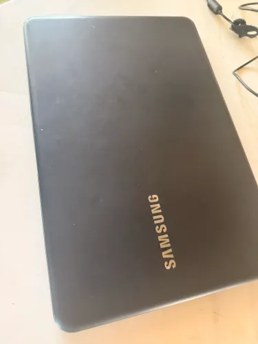 Notebook Samsung Essencial / Básicos (Estudos, Trabalho e Navegação)