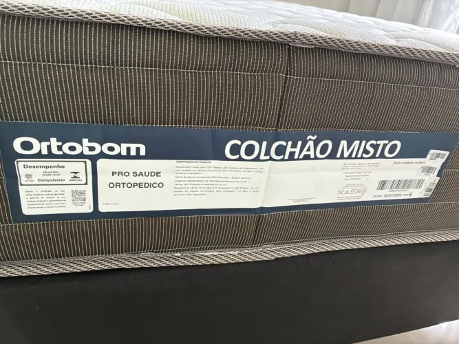 Colchão Ortobom casal novinho com nota fiscal