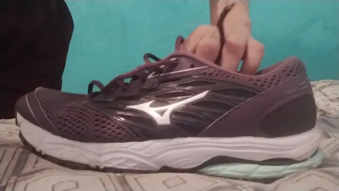 Tênis mizuno