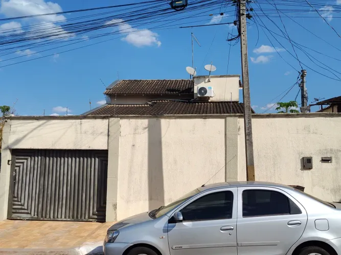 Casa 3/4 sozinha no lote leia a descrição, aceita financiamento, recanto do bosque