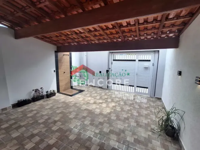 Casa em Avenida Jussara - Jussara - Mongaguá/SP