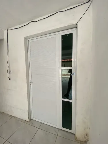 Duplex recém reformado