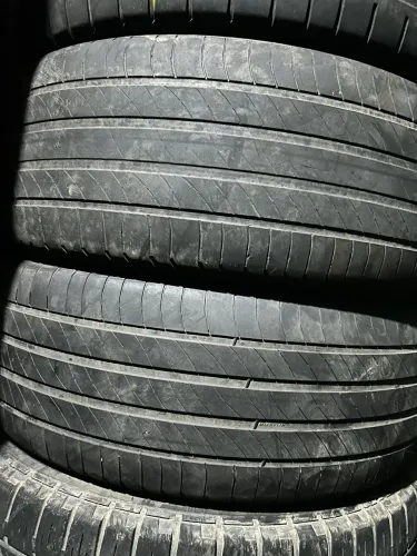 Pneus Aro 235 55 19 Michelin