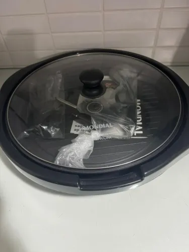 Grill mundial ( ele é grande e novo )