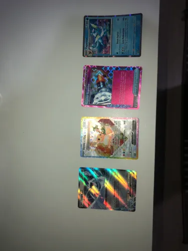 Vendo cartas Pokémon para colecionadores
