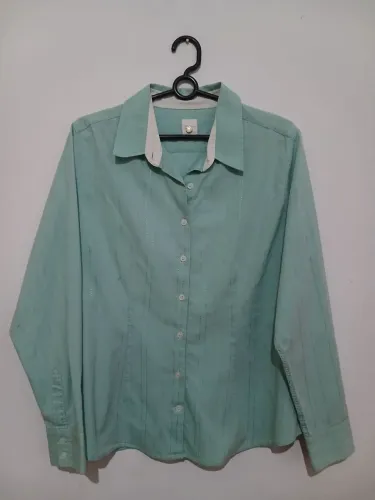 Camisa g verde água marca simulassao impecável