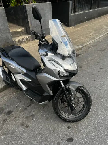 ADV 160