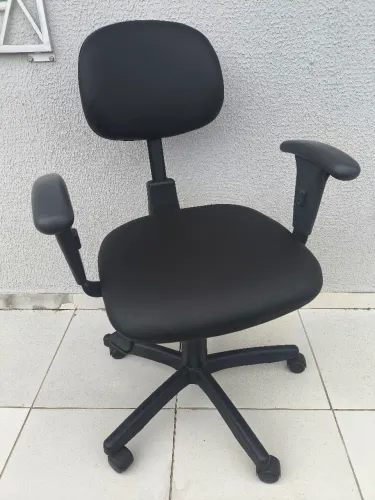 Cadeira Diretor Ergonômica de Escritório